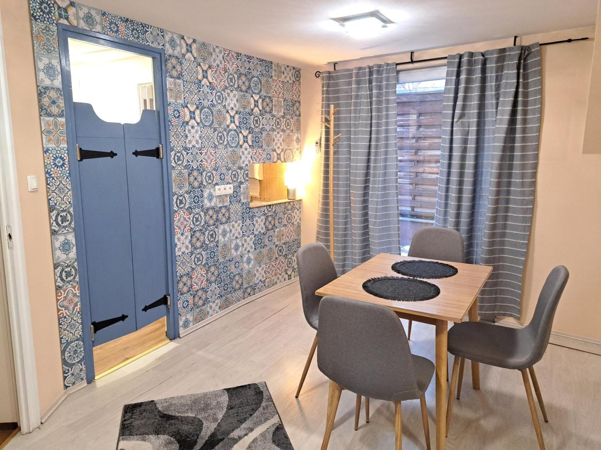 Orient Apartmanhaz エゲル エクステリア 写真