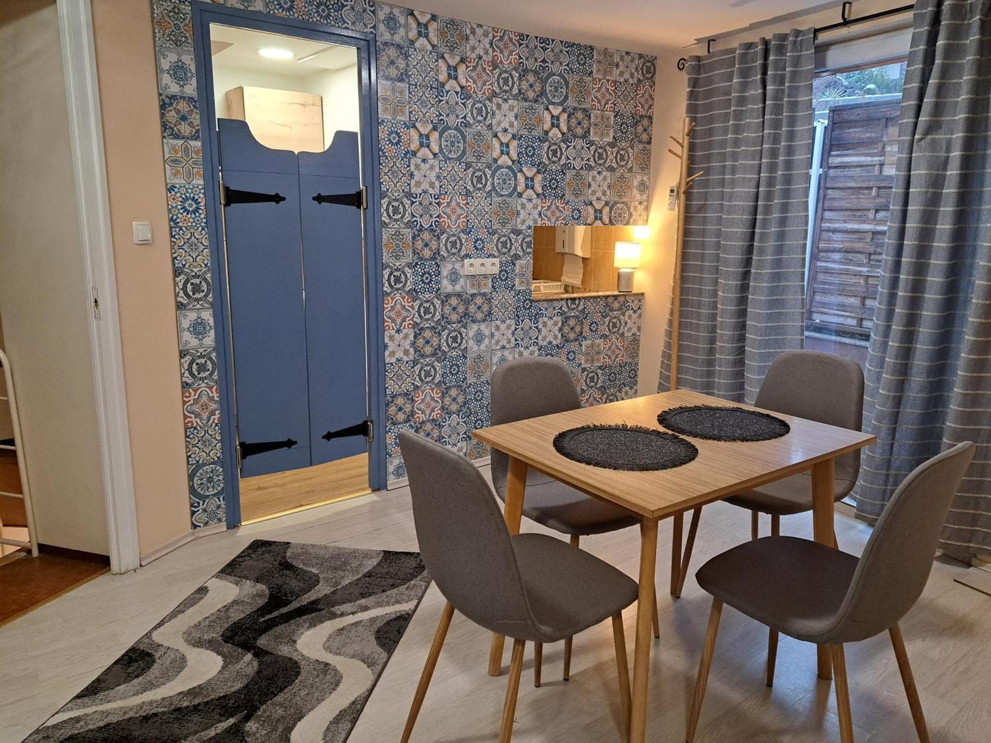 Orient Apartmanhaz エゲル エクステリア 写真