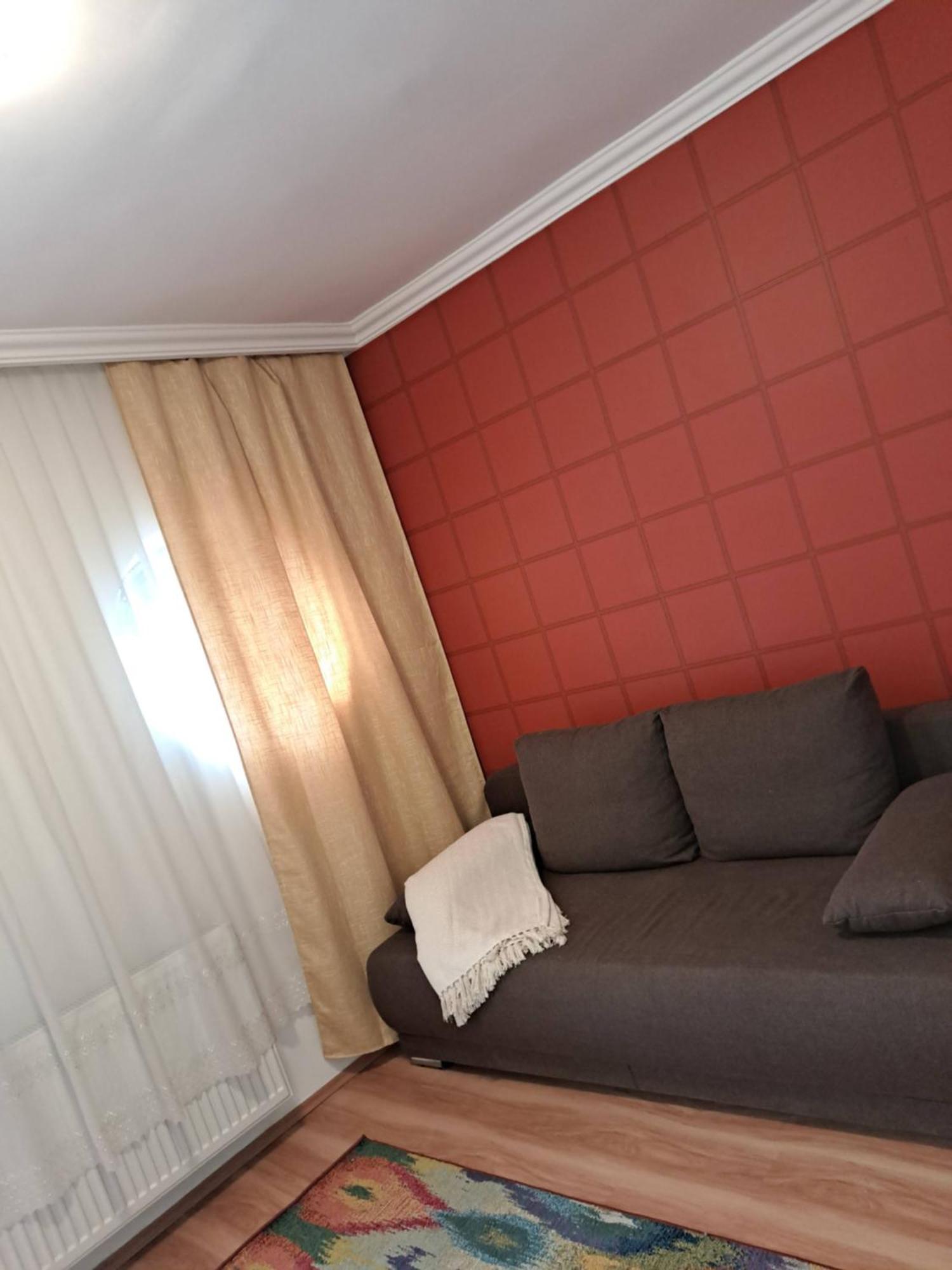 Orient Apartmanhaz エゲル エクステリア 写真