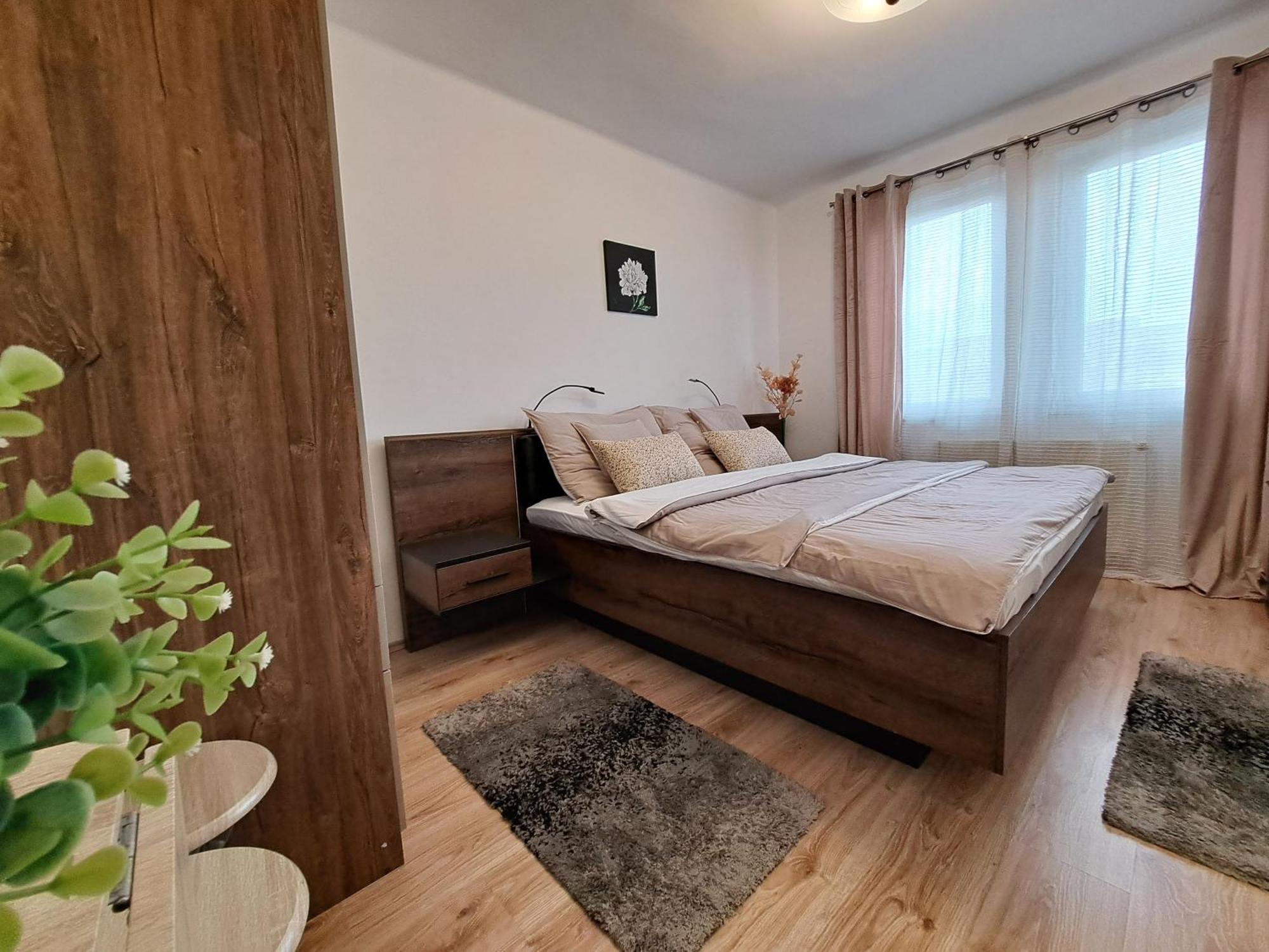 Orient Apartmanhaz エゲル エクステリア 写真