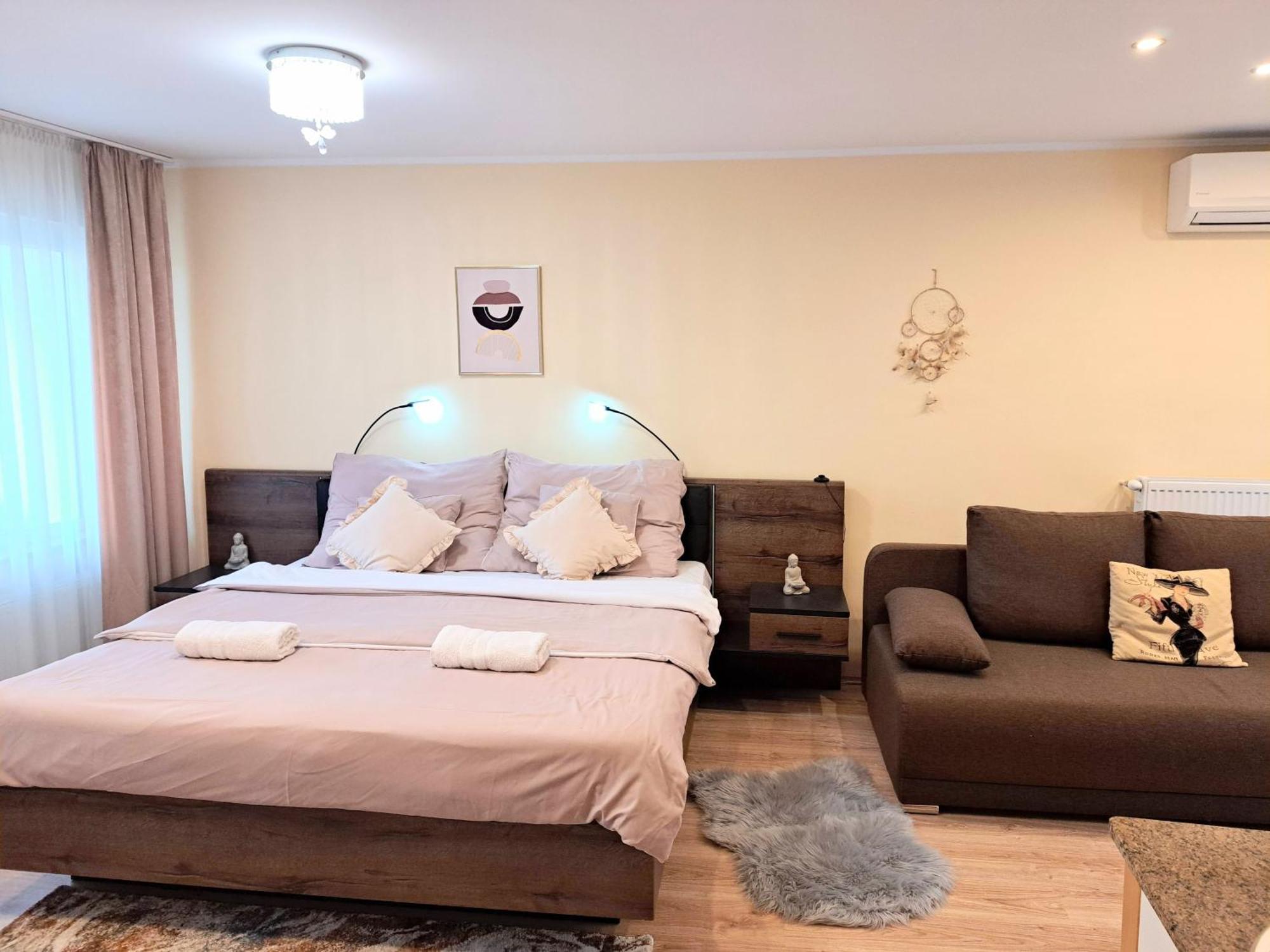 Orient Apartmanhaz エゲル エクステリア 写真