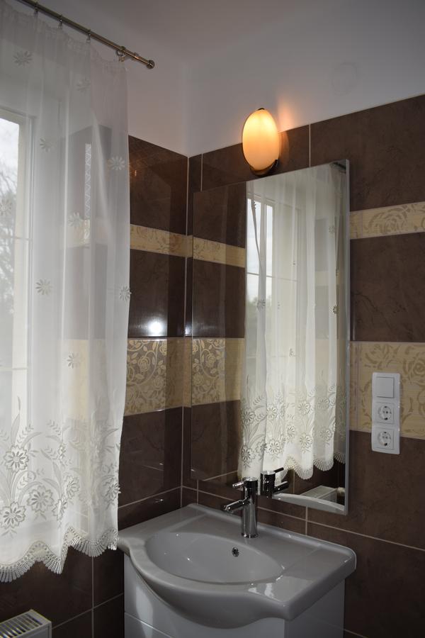Orient Apartmanhaz エゲル エクステリア 写真